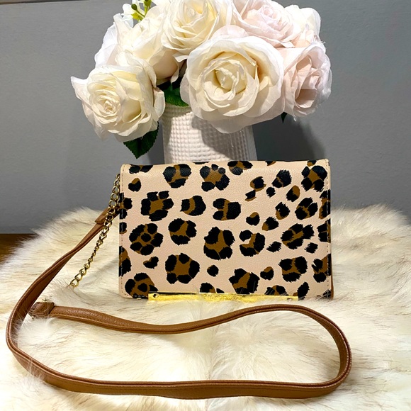 Betsey Johnson Handbags - Betsey Johnson mini crossbody cheetah organizerbag